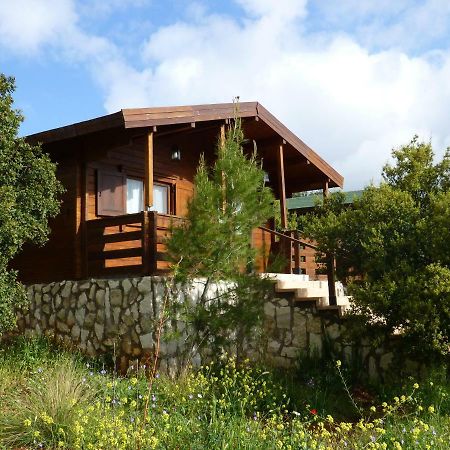 Mountain Breeze Lodge & Resort Al Salt Exterior foto